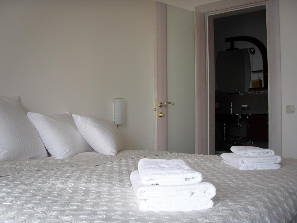 Abc Apartments Business Class Kyiv Room photo