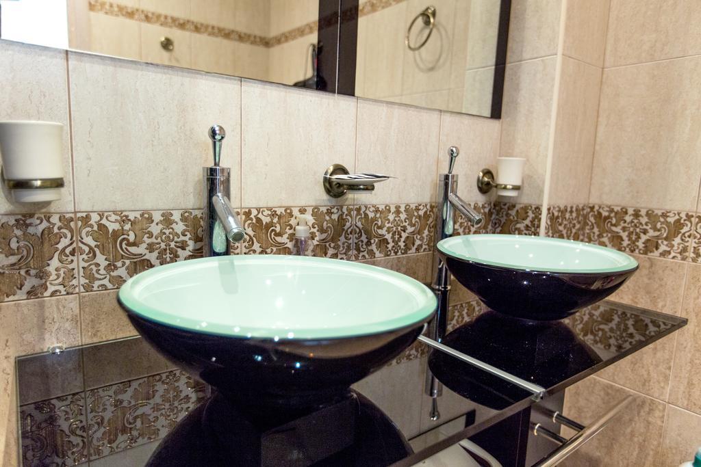 Abc Apartments Business Class Kyiv Room photo