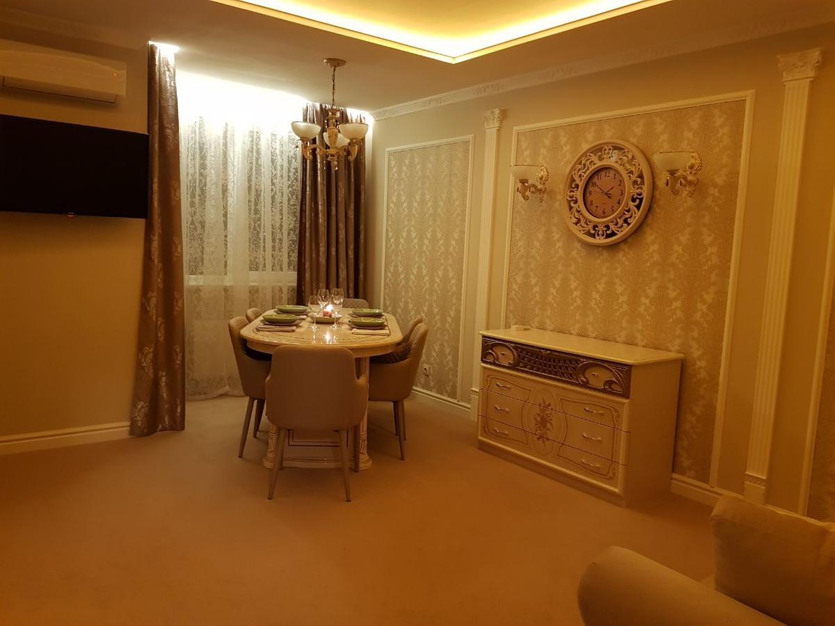 Abc Apartments Business Class Kyiv Exterior photo